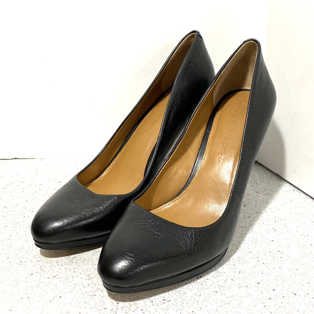 Banana Republic classic pumps US 7.5M black leather high heel platforms career